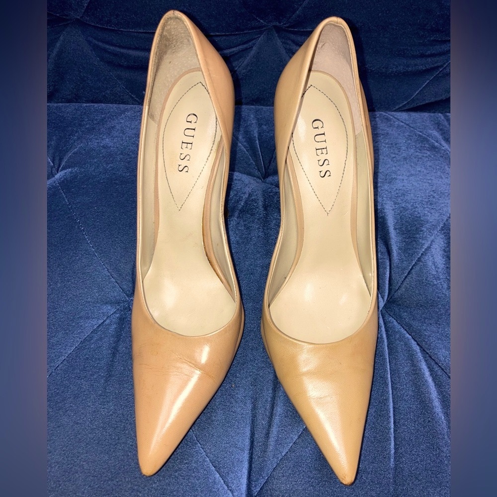 Guess Carrie Nude Sz. 10